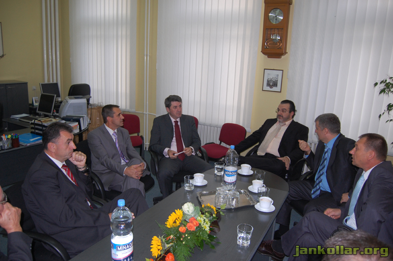 Slavnostn&eacute; osl&aacute;venie dňa &scaron;koly 2009