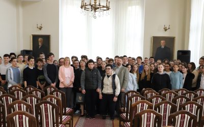 Podpora Obce Báčsky Petrovec pre žiakov prvého ročníka gymnázia
